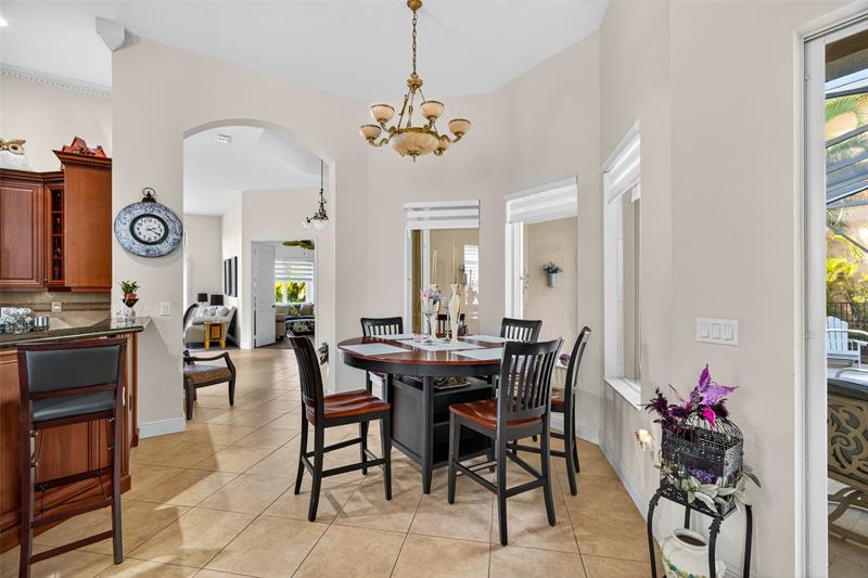 Image 23 of 45 For 1777 Belmont Cir