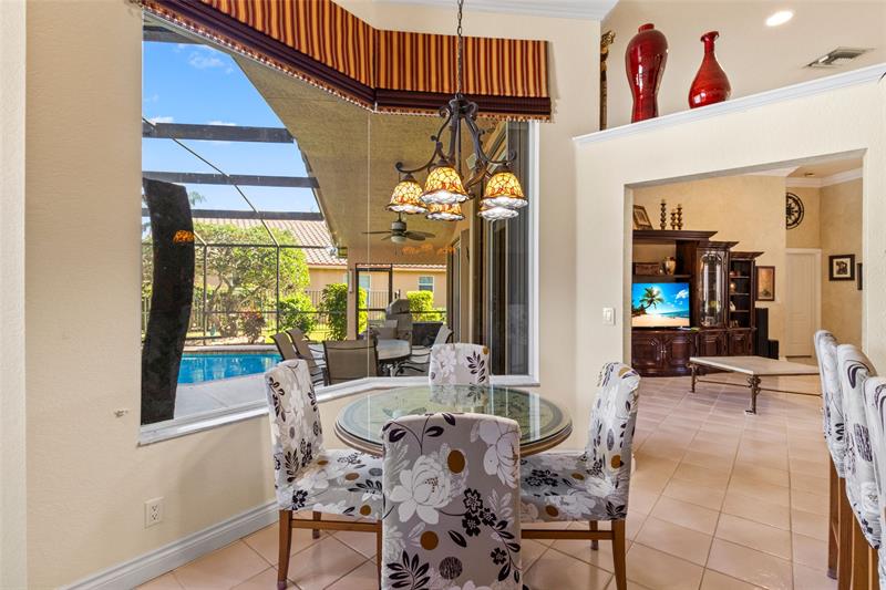 Image 13 of 45 For 525 Stonemont Ln