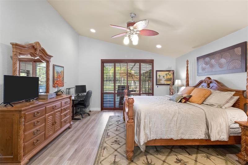 Image 24 of 45 For 525 Stonemont Ln