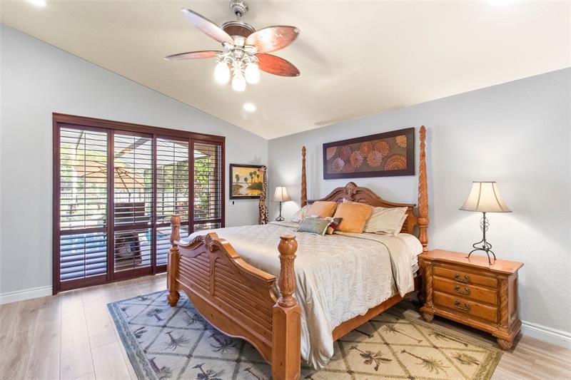 Image 25 of 45 For 525 Stonemont Ln