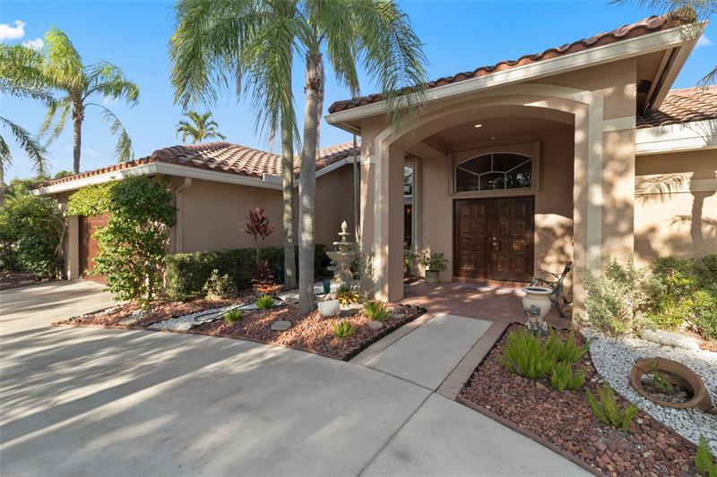 Image 3 of 45 For 525 Stonemont Ln