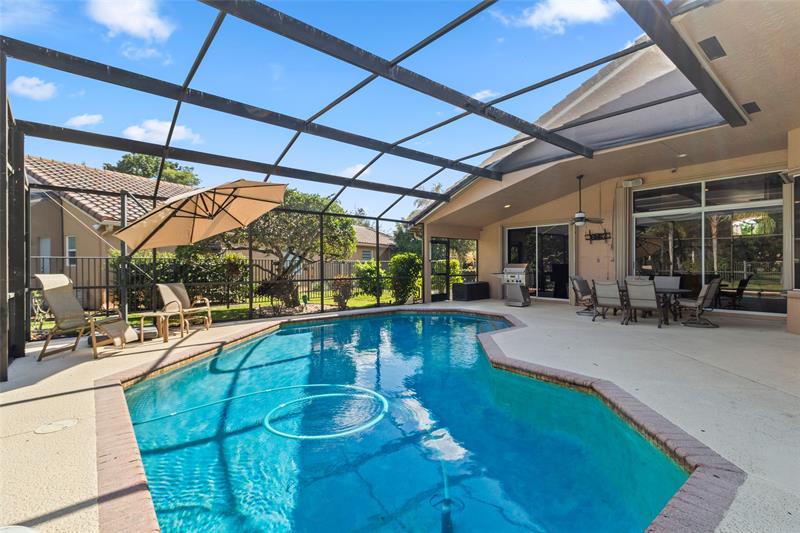 Image 35 of 45 For 525 Stonemont Ln