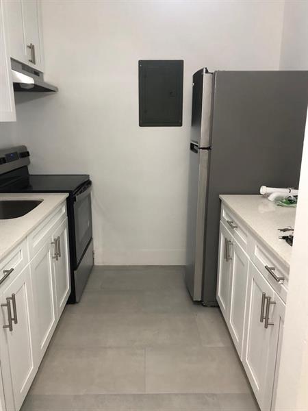 Image 2 of 2 For 2916 Funston St  48a