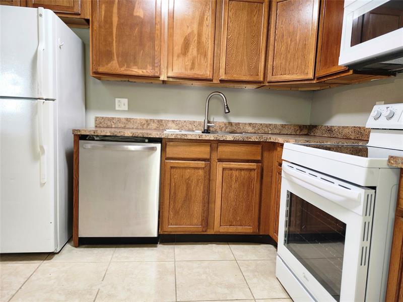 Image 10 of 34 For 475 8 St  117