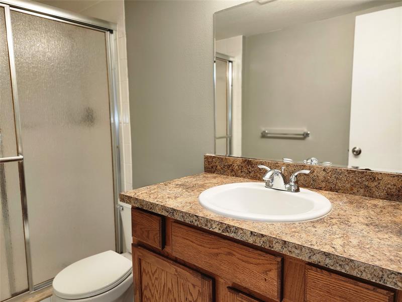 Image 30 of 34 For 475 8 St  117