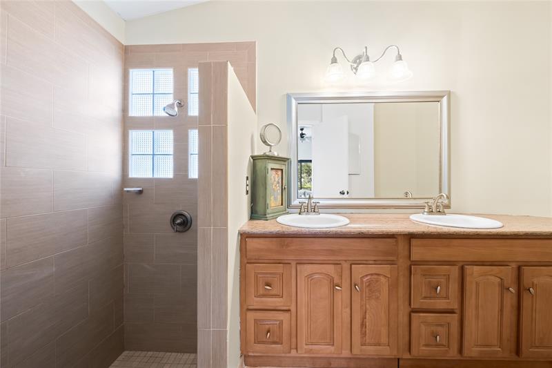 Image 22 of 40 For 1941 182nd Ter