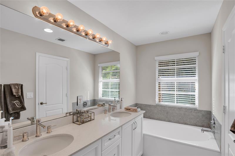 Image 17 of 30 For 5808 Monterra Club Dr  5808