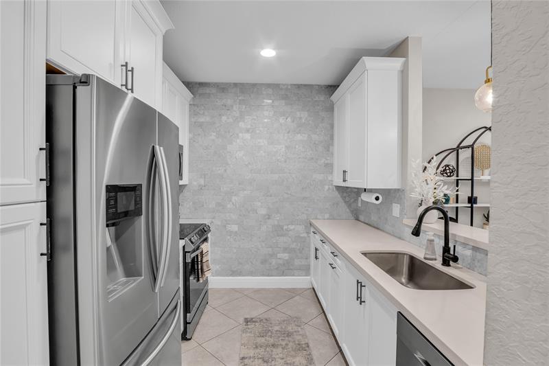 Image 3 of 30 For 5808 Monterra Club Dr  5808