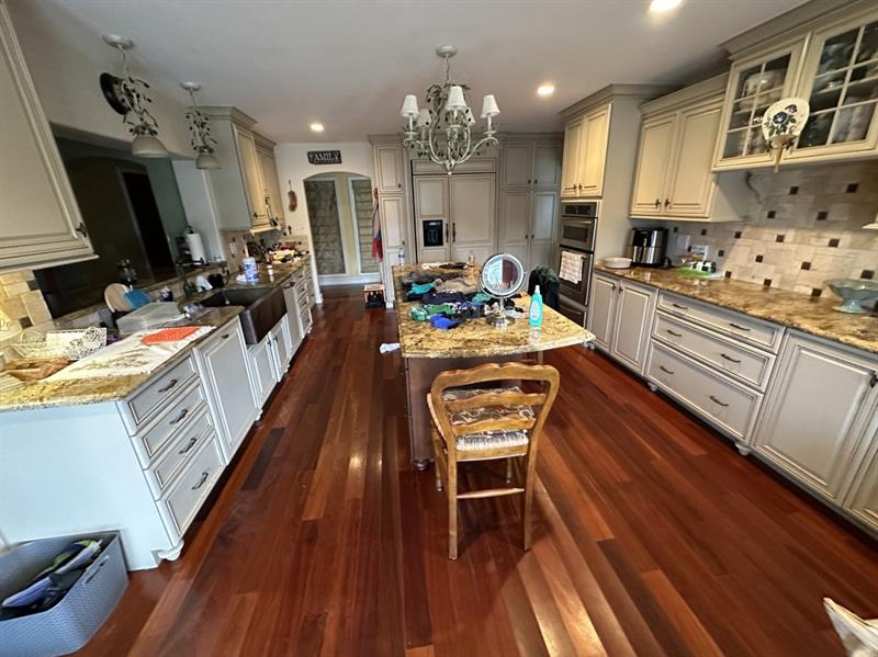 Image 5 of 15 For 418 Alamanda Dr