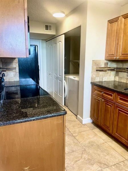 Image 3 of 21 For 3590 Blue Lake Dr 101