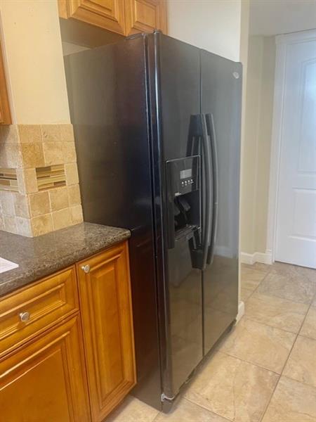 Image 4 of 21 For 3590 Blue Lake Dr 101