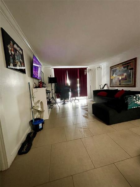 Image 12 of 29 For 494 165th Street Rd  C108