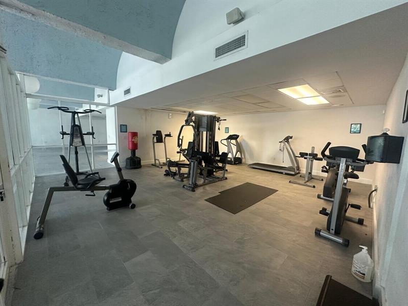 Image 26 of 29 For 494 165th Street Rd  C108