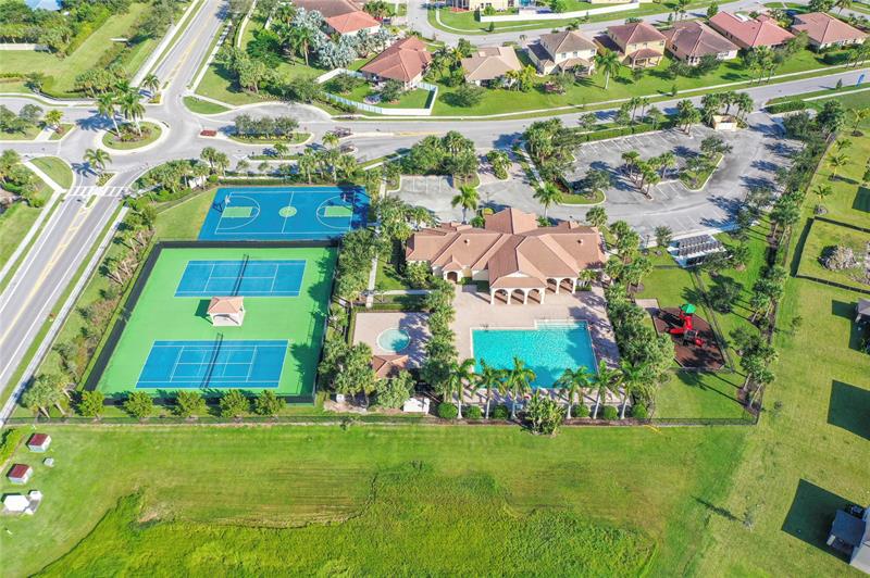 Image 12 of 53 For 973 Bent Creek Dr