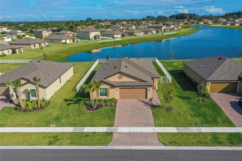 Image 7 of 53 For 973 Bent Creek Dr