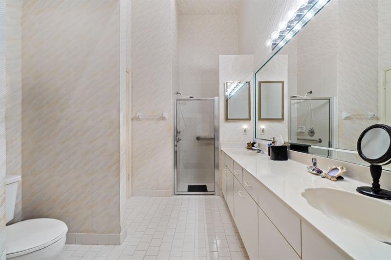 Image 16 of 23 For 7888 Lexington Club Blvd  A