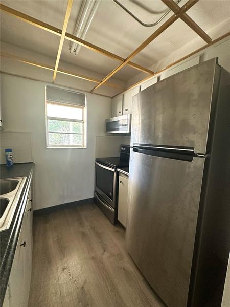 Image 19 of 22 For 4163 67th Ave  211c