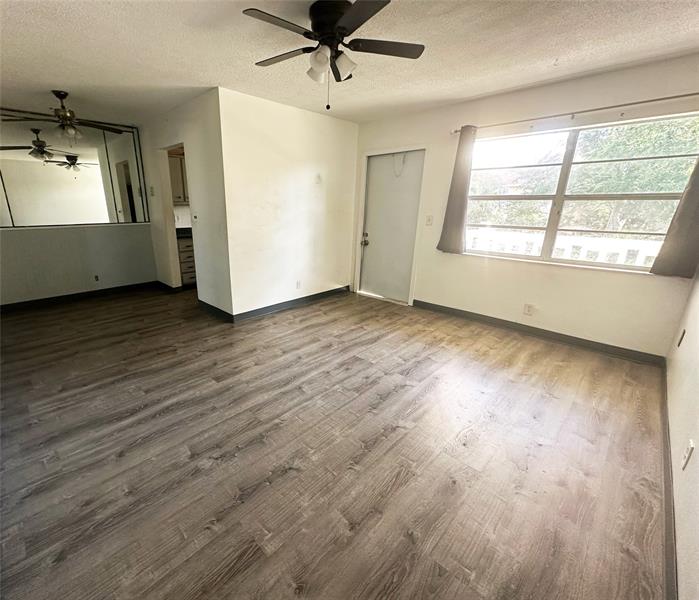 Image 5 of 22 For 4163 67th Ave  211c