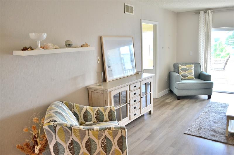 Image 15 of 21 For 9856 Marina Blvd  1337