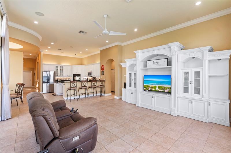 Image 11 of 63 For 18622 41st St