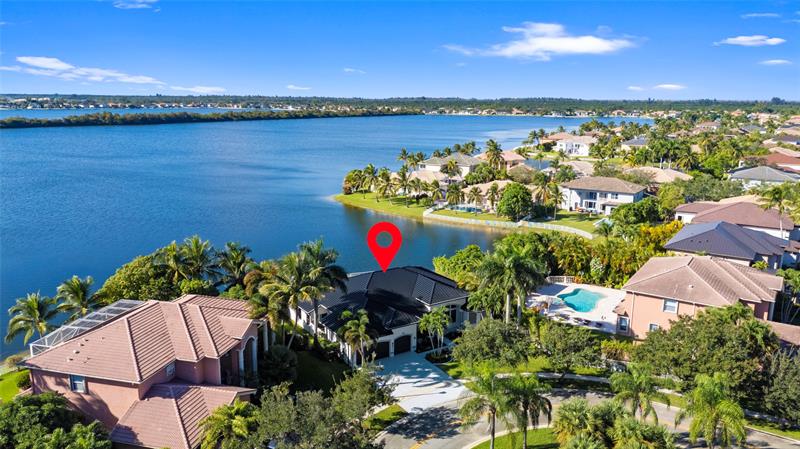 Image 3 of 63 For 18622 41st St