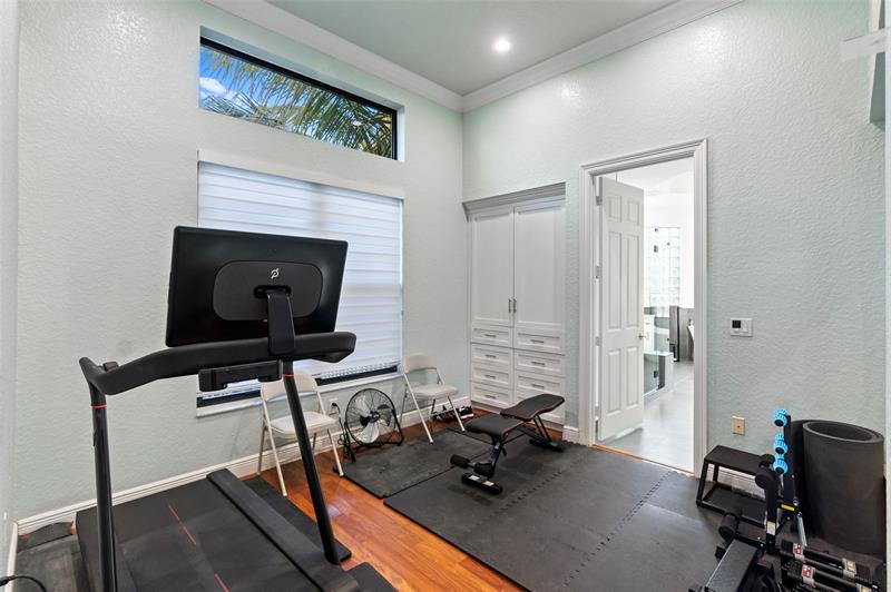 Image 30 of 63 For 18622 41st St