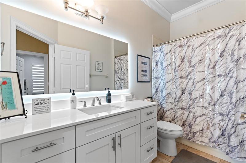 Image 37 of 63 For 18622 41st St