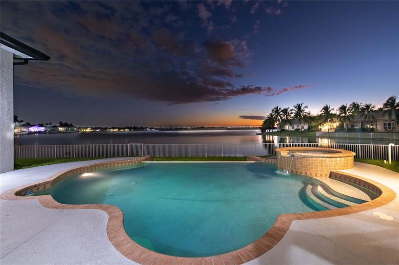 Image 6 of 63 For 18622 41st St