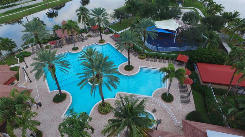 Image 61 of 63 For 18622 41st St