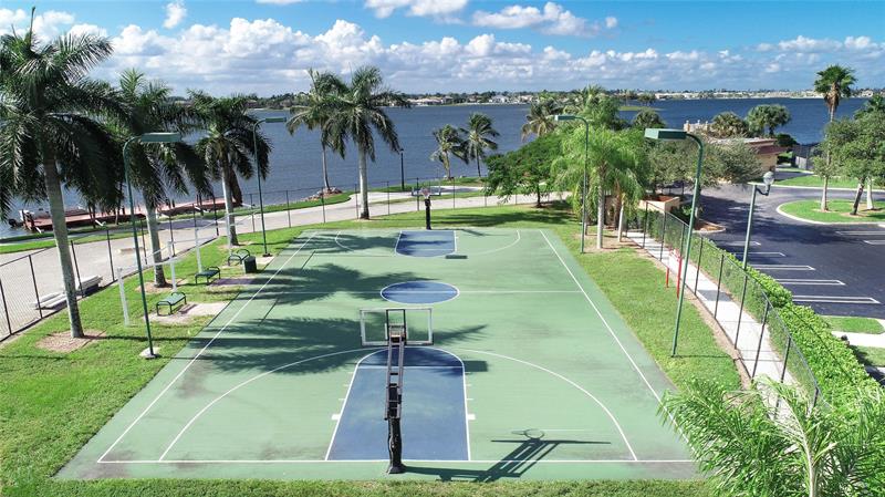 Image 63 of 63 For 18622 41st St