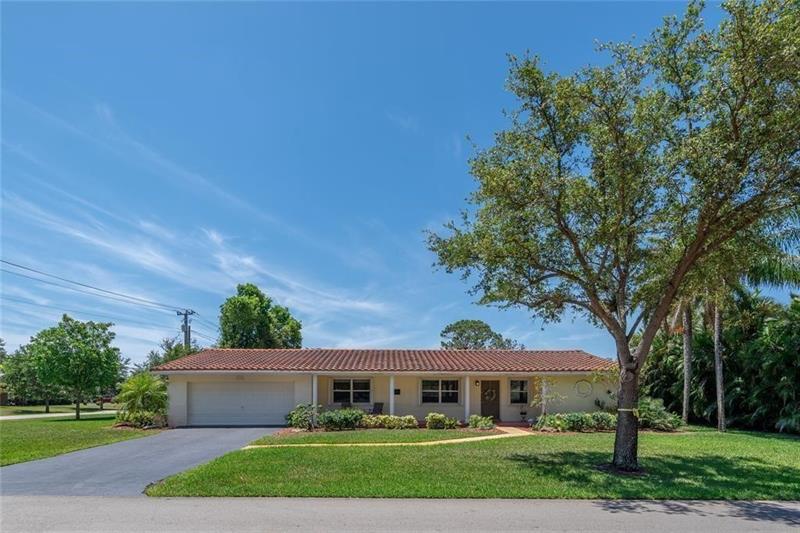 Details for 8590 38th Dr, Coral Springs, FL 33065