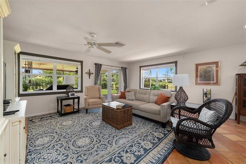 Image 7 of 11 For 8590 38th Dr