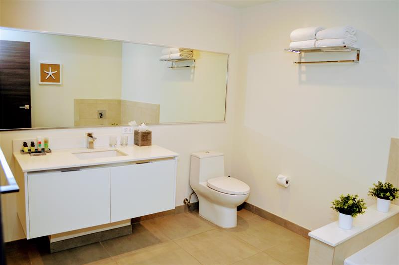 Image 13 of 41 For 777 Ocean Dr  N522