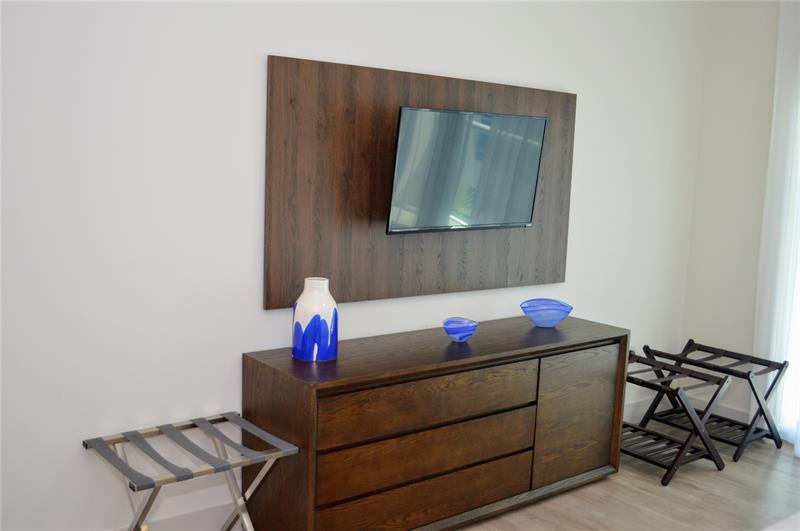 Image 16 of 41 For 777 Ocean Dr  N522