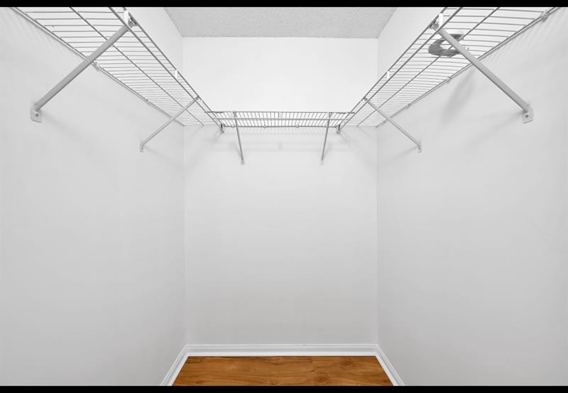 Image 27 of 32 For 13761 Garden Cove Cir