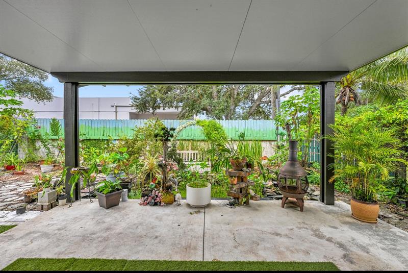 Image 28 of 32 For 13761 Garden Cove Cir