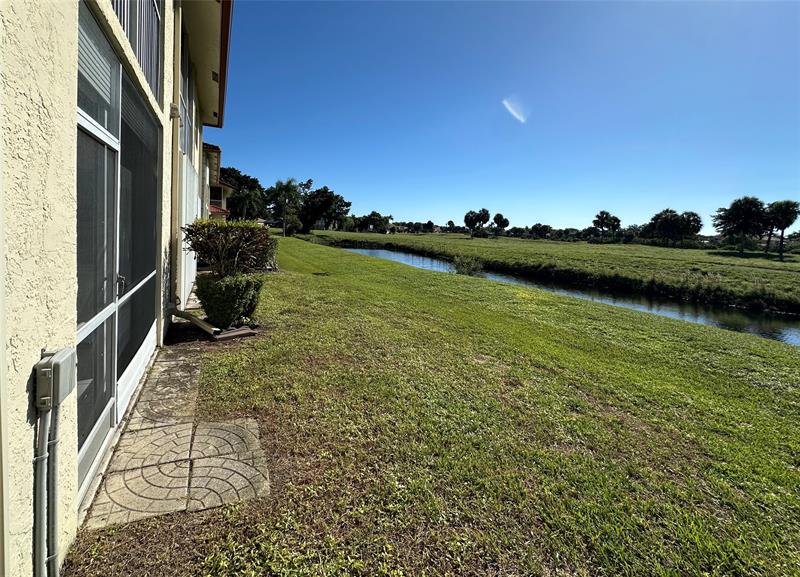 Image 7 of 17 For 3001 Holiday Springs Blvd  102