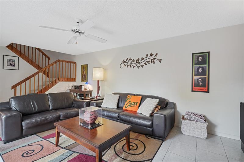 Image 12 of 26 For 2512 Camelot Ct