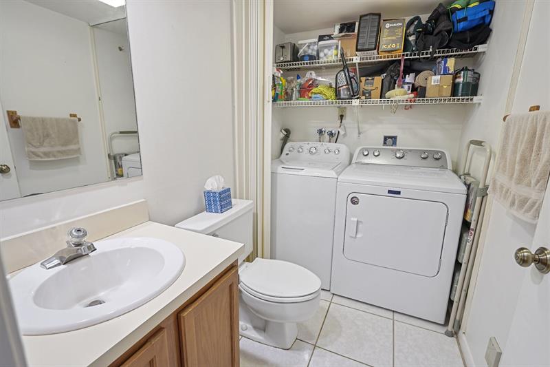 Image 15 of 26 For 2512 Camelot Ct