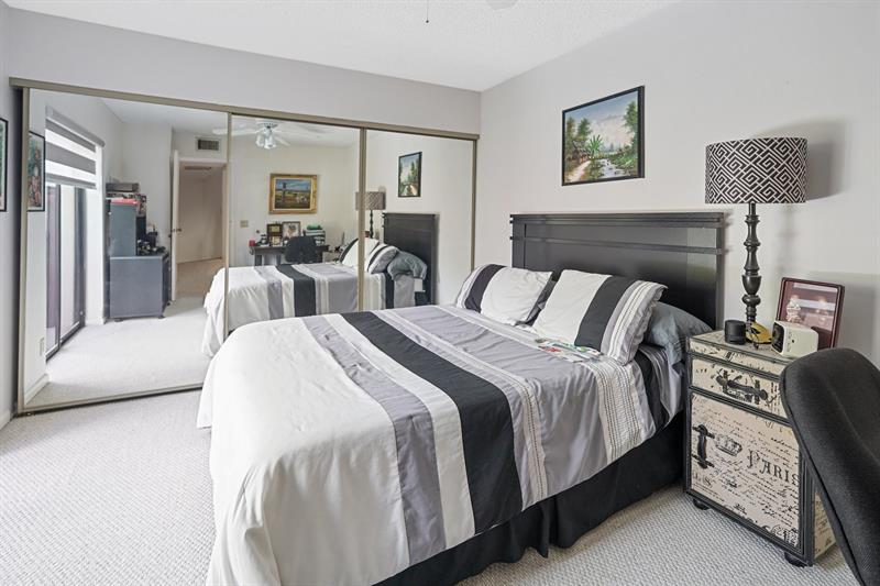 Image 22 of 26 For 2512 Camelot Ct