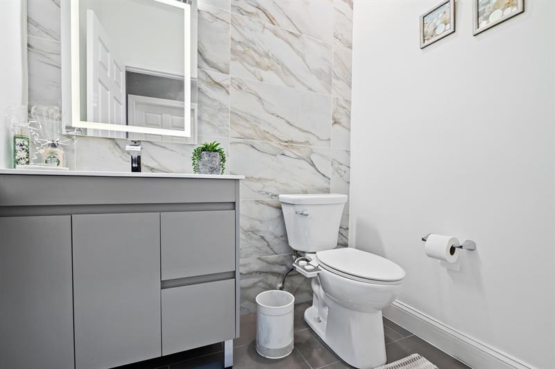 Image 13 of 26 For 338 152nd Ln