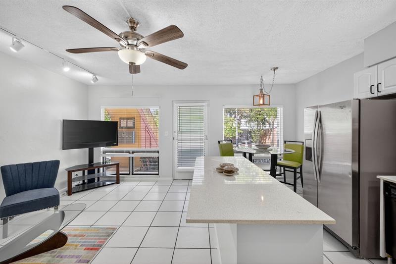 Image 17 of 47 For 2624 30th Pl  4