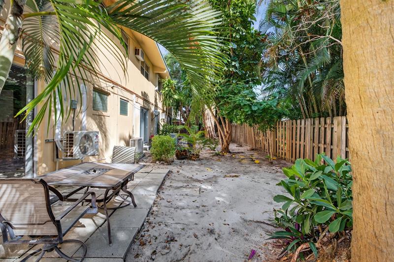 Image 36 of 47 For 2624 30th Pl  4