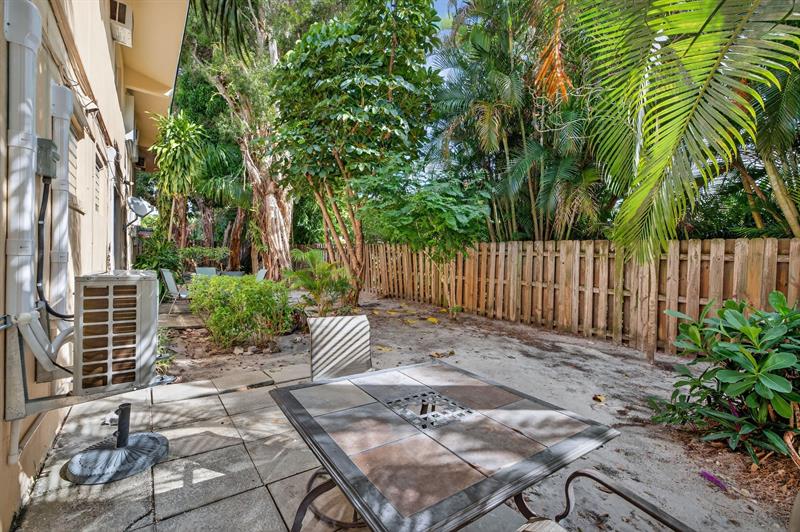 Image 37 of 47 For 2624 30th Pl  4