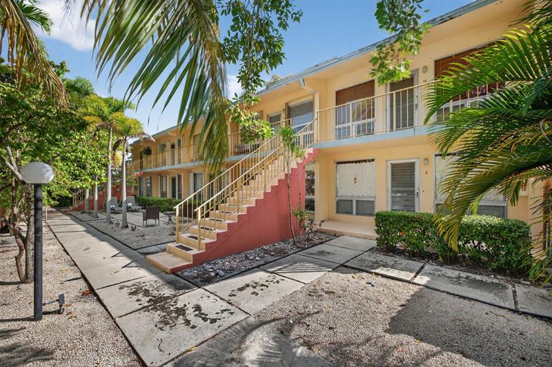 Image 38 of 47 For 2624 30th Pl  4