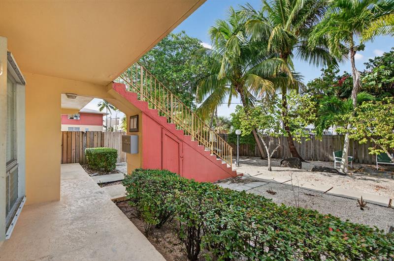 Image 42 of 47 For 2624 30th Pl  4