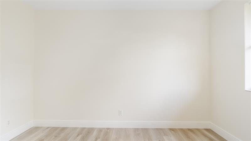 Image 16 of 29 For 11477 39th Ct  301-1