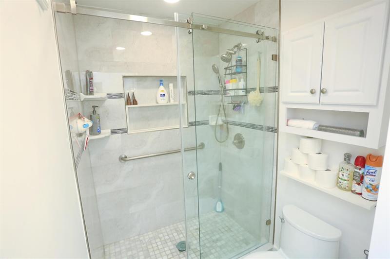 Image 27 of 51 For 3409 Jog Park Dr  3409