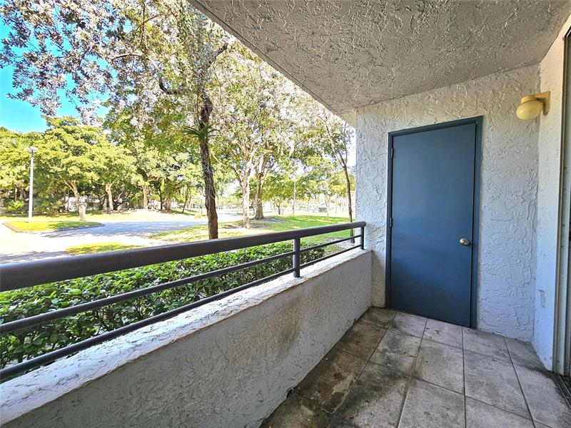 Image 20 of 32 For 701 Lyons Rd  13103