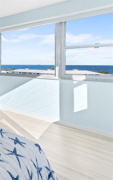 Image 15 of 21 For 1900 Ocean Dr  712